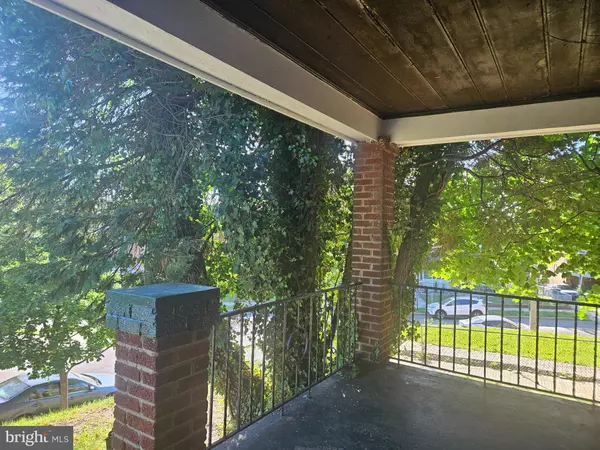 Washington, DC 20020,3959 R ST SE