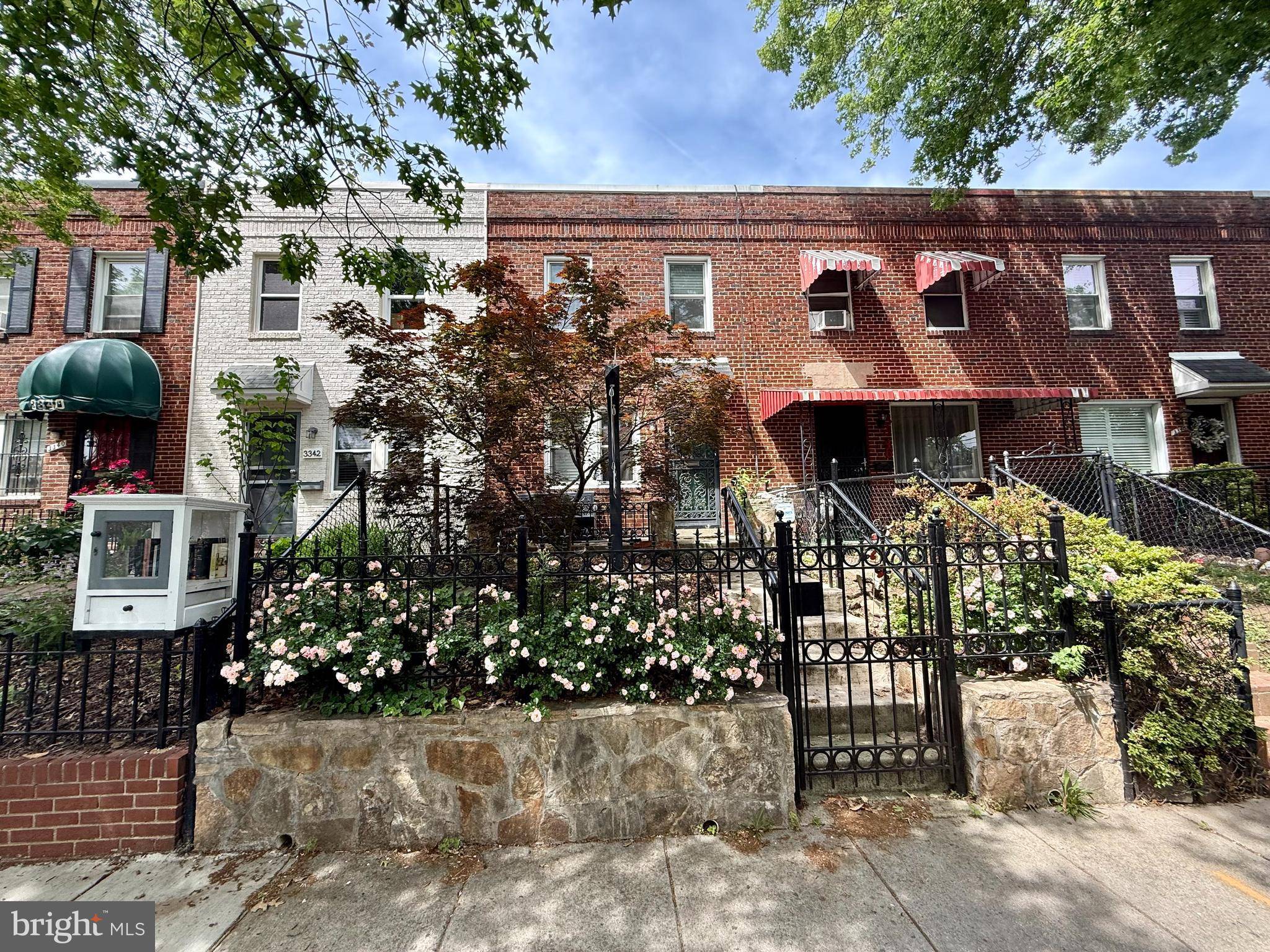 3344 CLAY PL NE, Washington, DC 20019