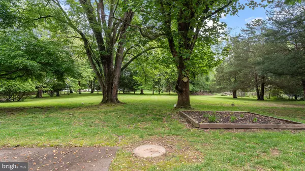Doylestown, PA 18901,741 SPRING VALLEY RD