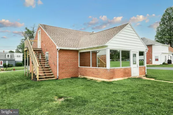 York, PA 17408,2260 CARLISLE RD
