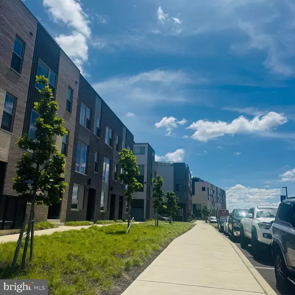 Philadelphia, PA 19125,3005 SCHIRRA LN