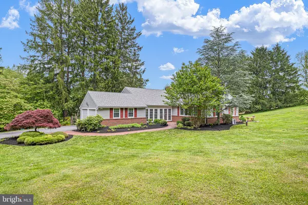 Chadds Ford, PA 19317,10 OLD ORCHARD LN