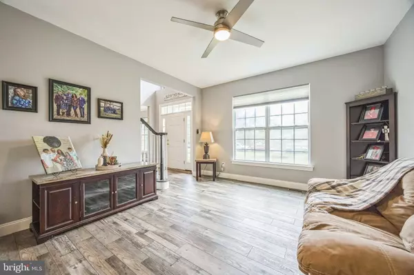 Mullica Hill, NJ 08062,19 HICKORY RIDGE CT