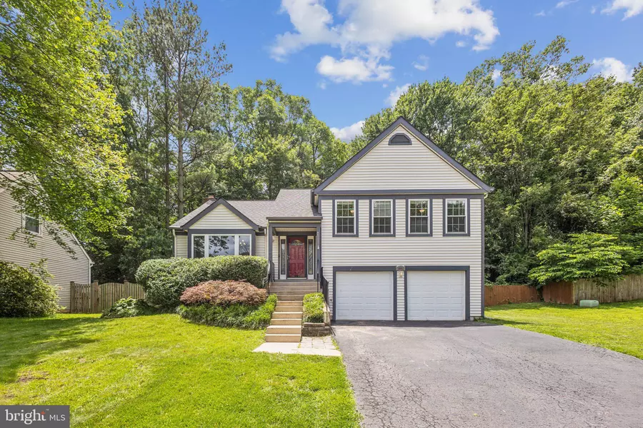 9003 TRIPLE RIDGE RD, Fairfax Station, VA 22039