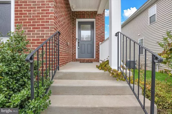 Chantilly, VA 20152,42344 ABNEY WOOD DR