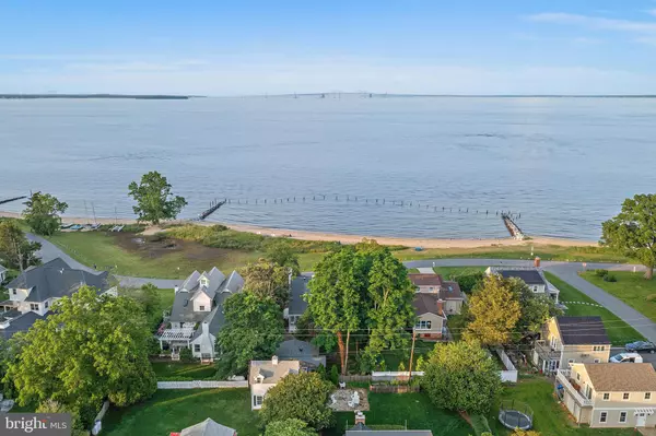 Annapolis, MD 21403,90 RIVER DR
