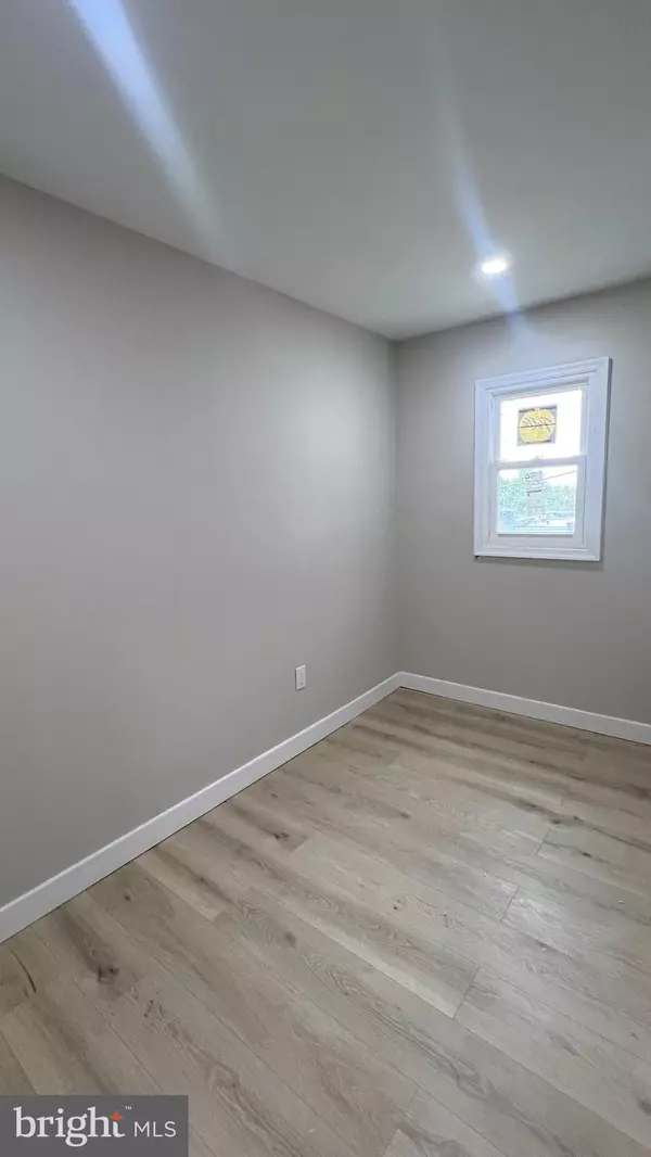 Baltimore, MD 21225,814 JACK ST