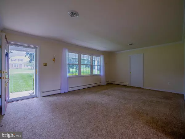 Landenberg, PA 19350,219 SKYCREST DR