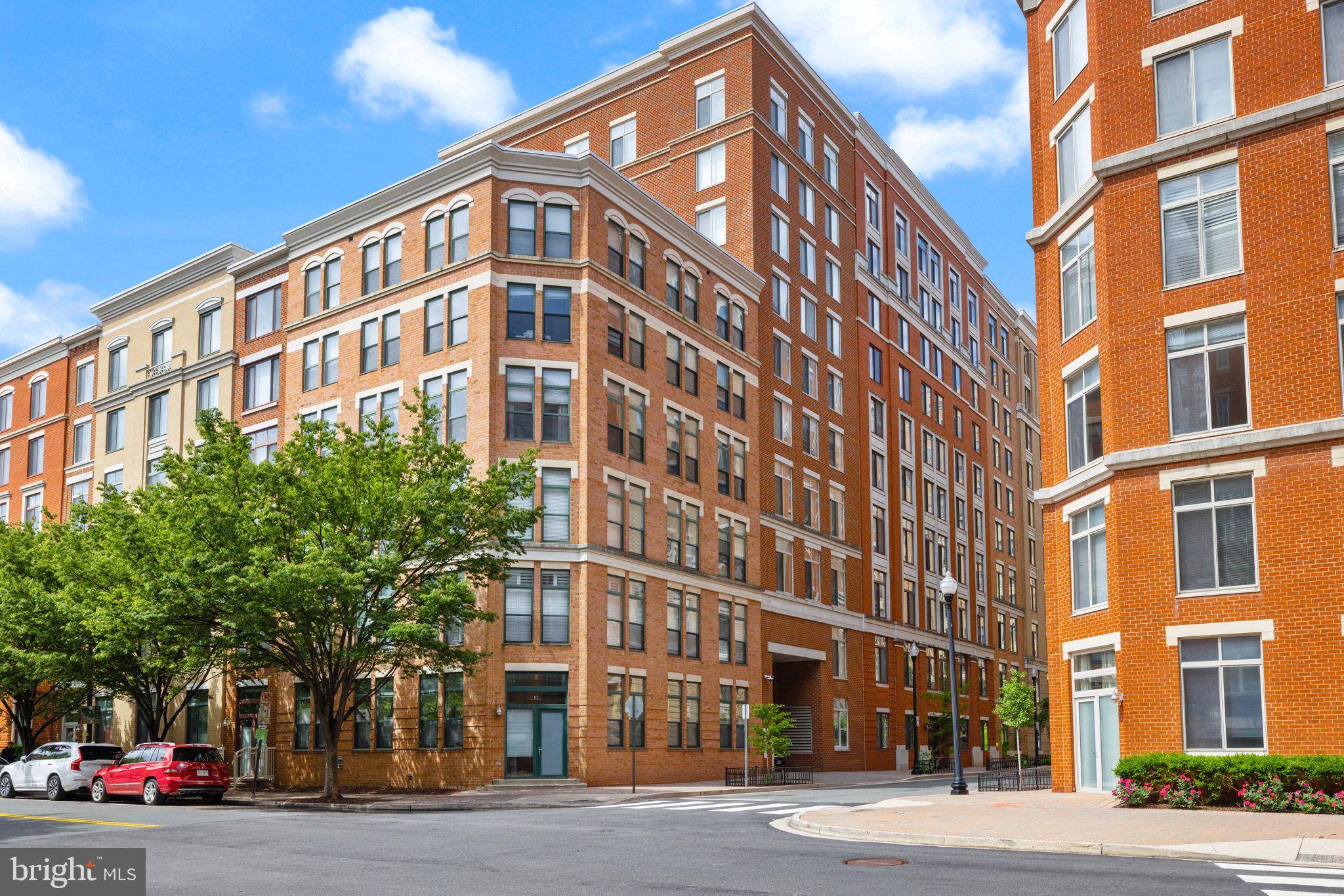 1201 N GARFIELD ST #604, Arlington, VA 22201