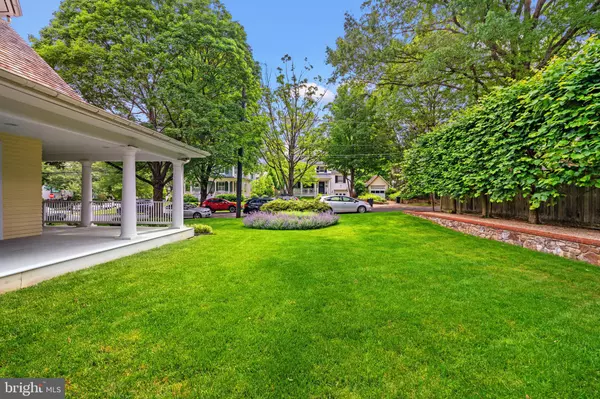 Chevy Chase, MD 20815,3700 UNDERWOOD ST