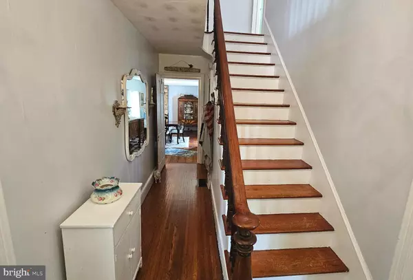 East Windsor, NJ 08520,441 DUTCH NECK