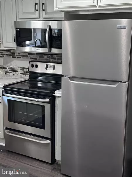 4731 MERIDIAN ST, Philadelphia, PA 19136