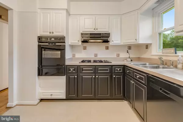 Capitol Heights, MD 20743,6818 PAINTER TER