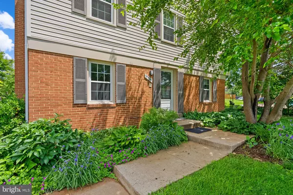Olney, MD 20832,17725 BUEHLER RD #14