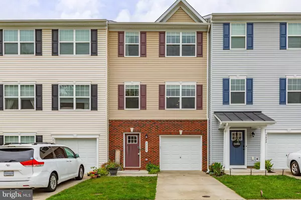 2422 DRAKE LN, Fredericksburg, VA 22408