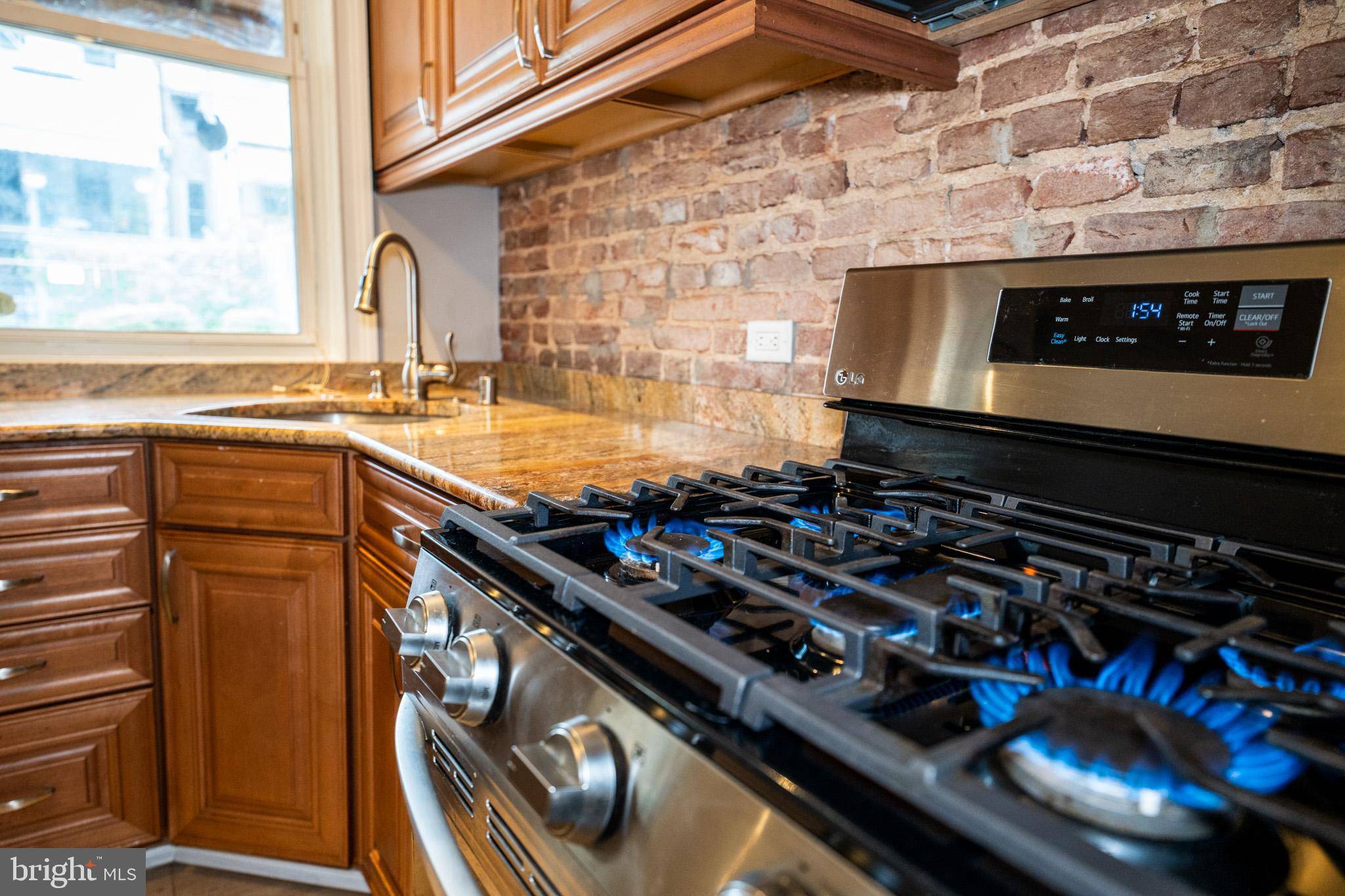 Baltimore, MD 21211,846 W 34TH ST W