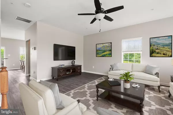 Waldorf, MD 20602,5059 OTTAWA PARK PL