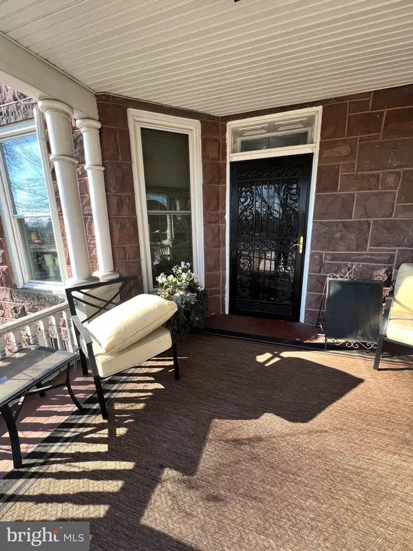 Camp Hill, PA 17011,1924 MARKET ST