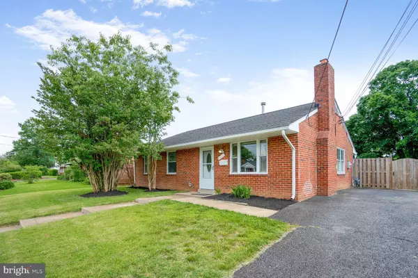 Alexandria, VA 22312,4015 ARCADIA RD