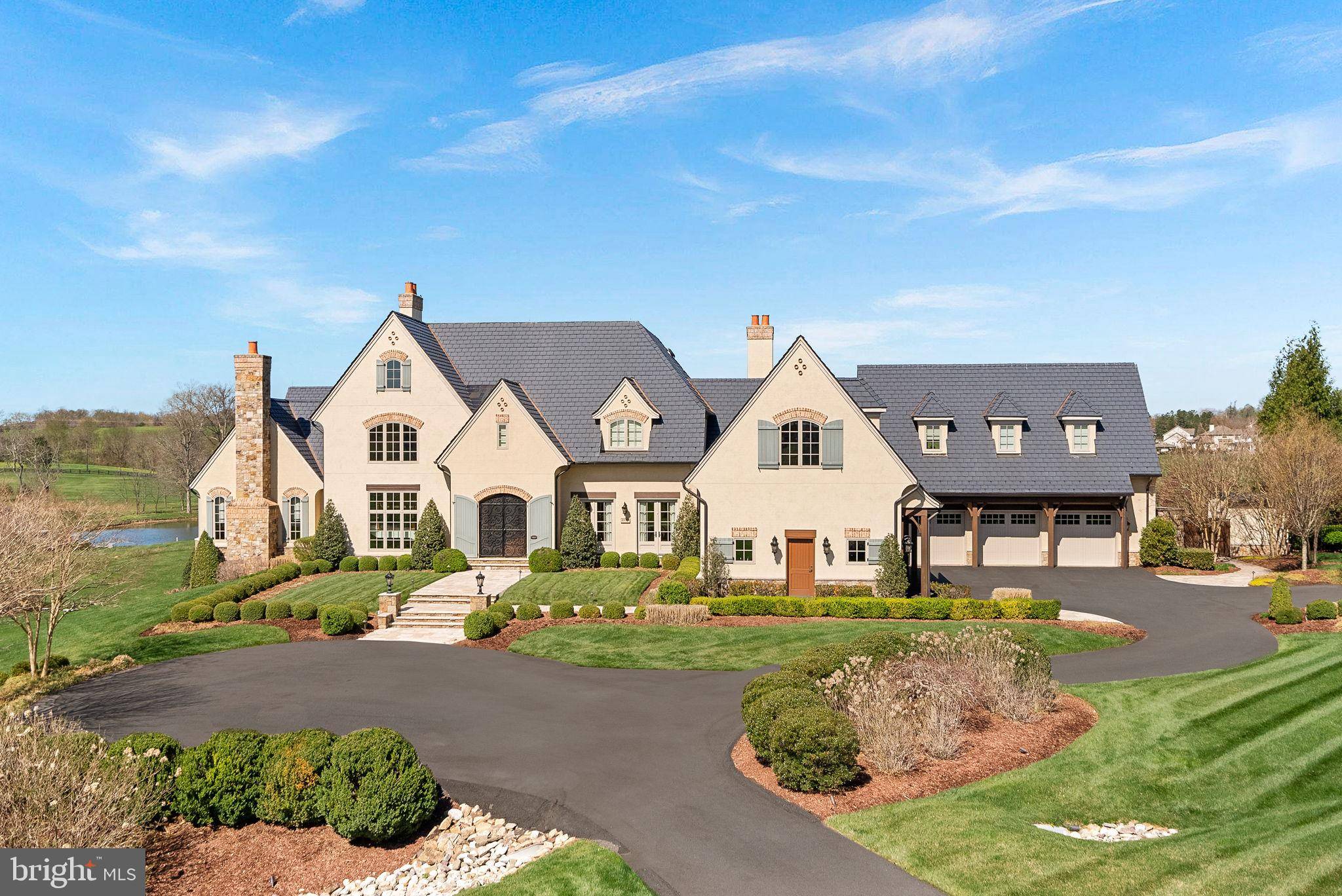 22701 CREIGHTON FARMS DR, Leesburg, VA 20175