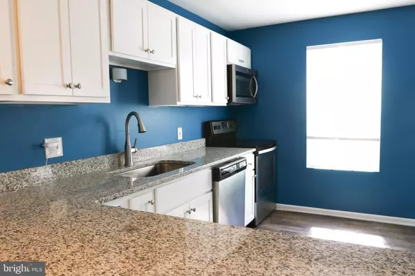 York, PA 17403,1000 COUNTRY CLUB RD #8