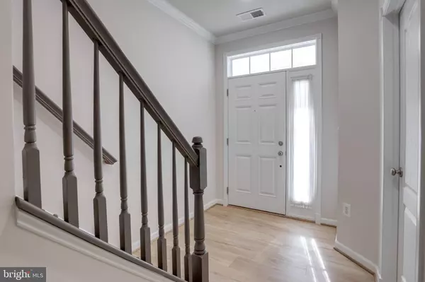 Ashburn, VA 20148,43180 LOUDOUN RESERVE DR