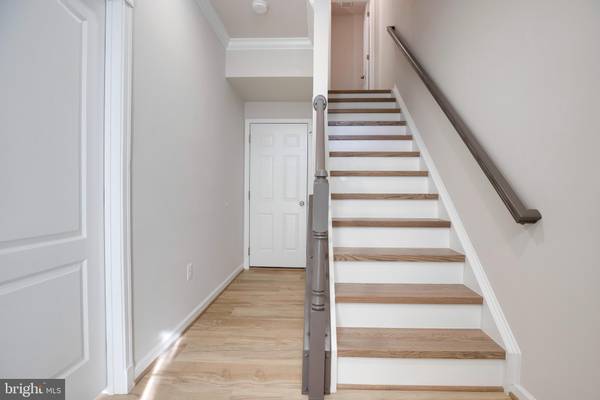 Ashburn, VA 20148,43180 LOUDOUN RESERVE DR