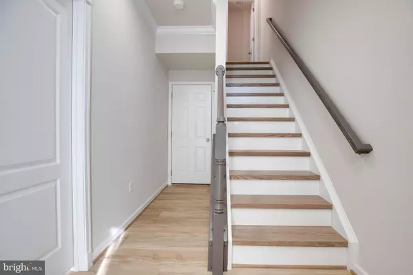 Ashburn, VA 20148,43180 LOUDOUN RESERVE DR