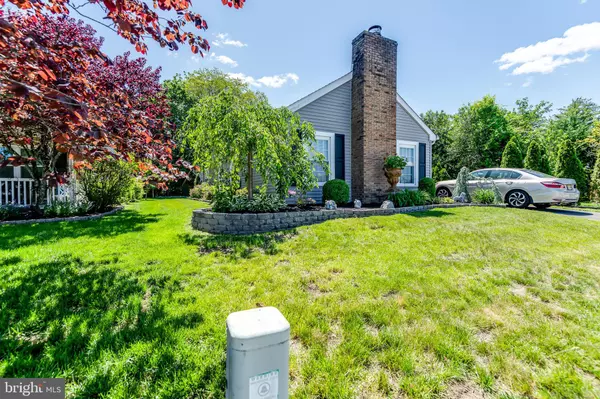 Southampton, NJ 08088,3 CANTERBURY PL