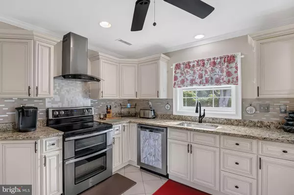 Catlett, VA 20119,10999 BRISTERSBURG RD