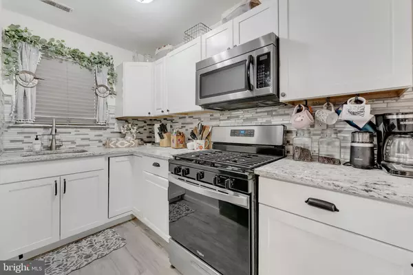 Clementon, NJ 08021,35 LA CASCATA