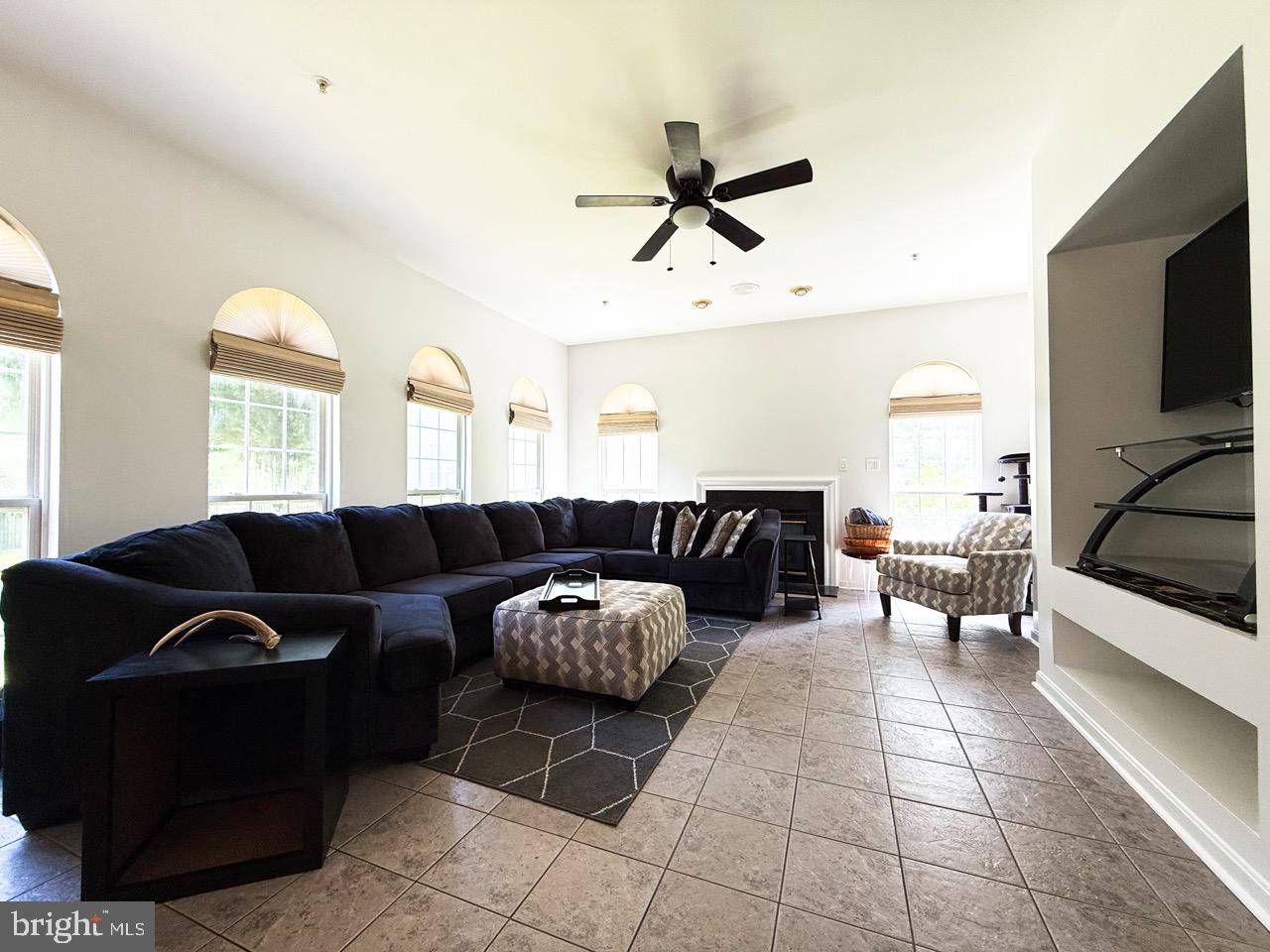 Bowie, MD 20716,4311 LONGLEAF CT