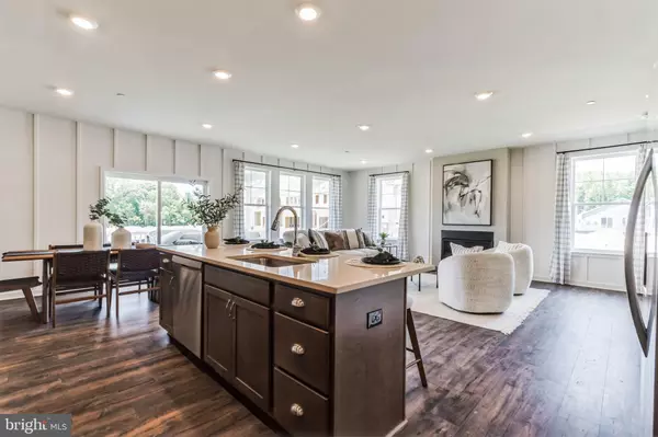 Aberdeen, MD 21001,730 ALDORA DR #114