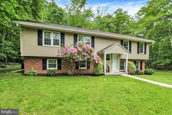 Schwenksville, PA 19473,90 KURTZ RD