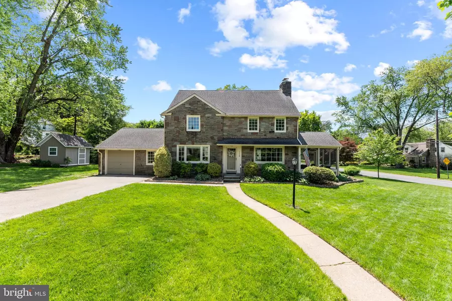 1110 CLOVER HILL RD, Wynnewood, PA 19096