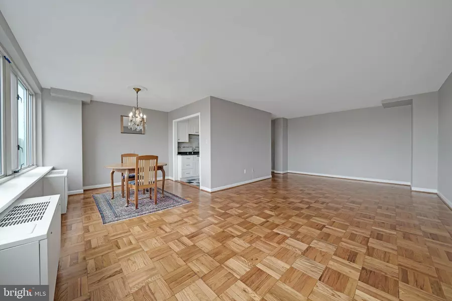 4301 MASSACHUSETTS AVE NW #8009, Washington, DC 20016