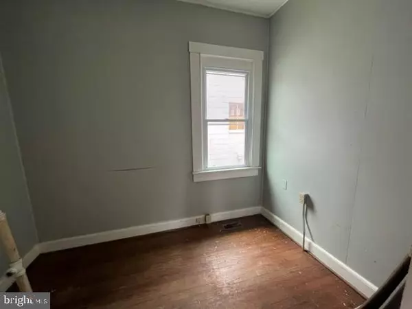 Montross, VA 22520,11247 KINGS HWY