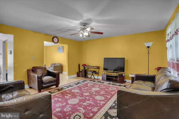 Reading, PA 19605,69 CALAIS DR