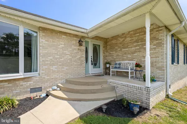Huntingtown, MD 20639,811 WHITE MARSH CT