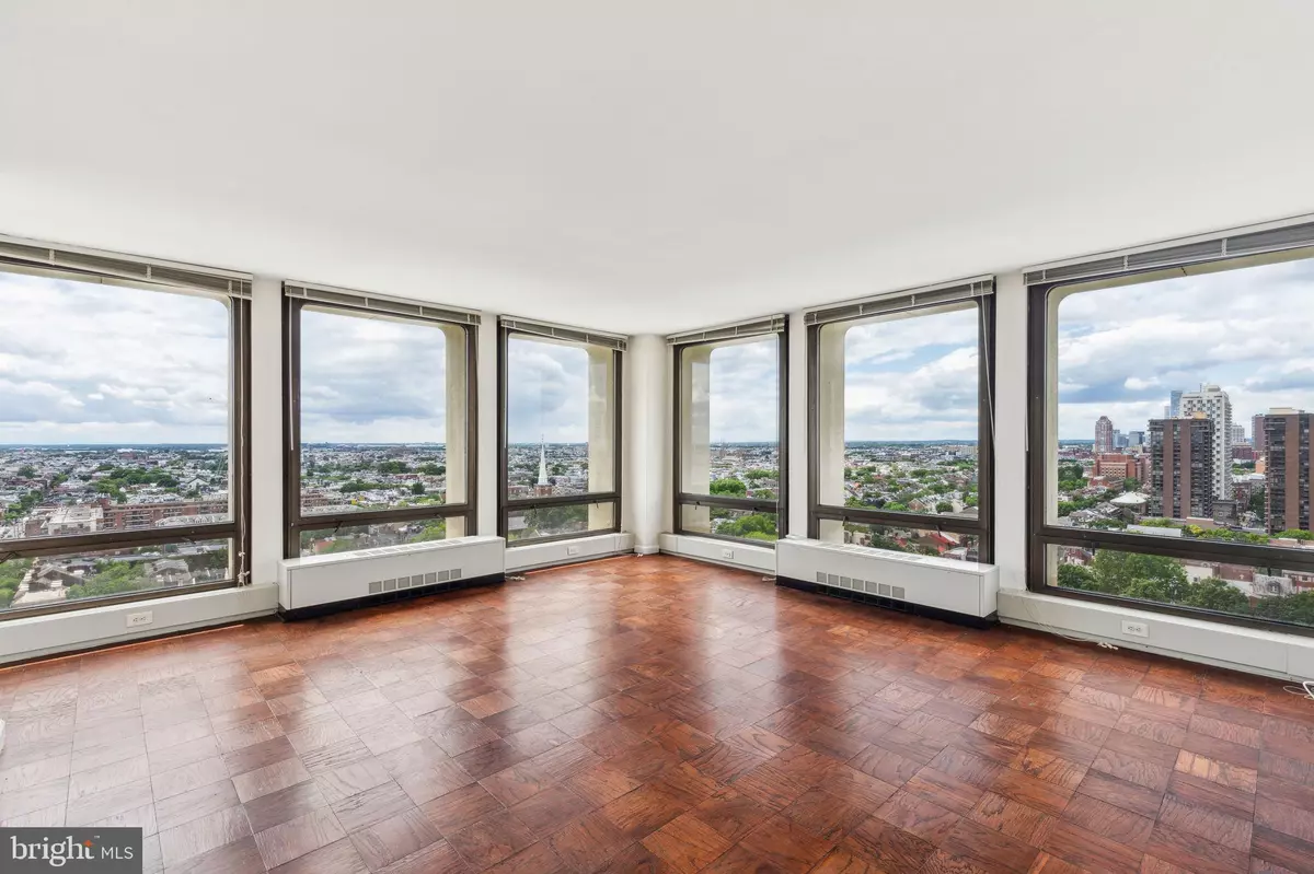 Philadelphia, PA 19106,210 LOCUST ST #21DW