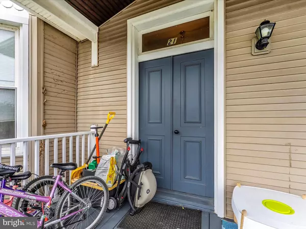 Brunswick, MD 21716,21 E A ST