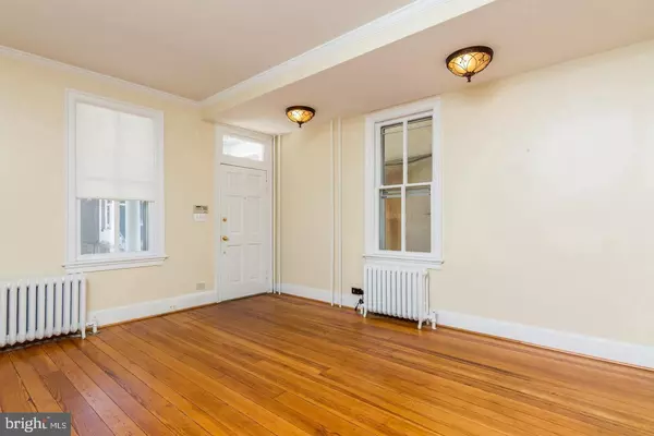 Annapolis, MD 21401,151 DUKE OF GLOUCESTER ST