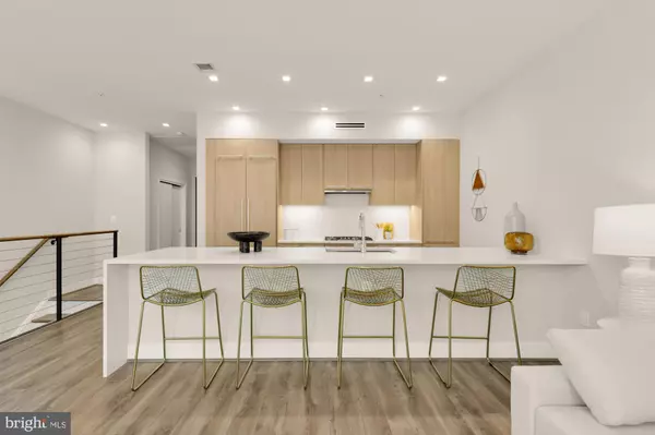 Washington, DC 20001,1628 11TH ST NW #105