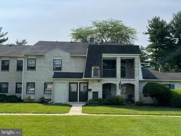 Lancaster, PA 17601,4 VALLEYBROOK DR