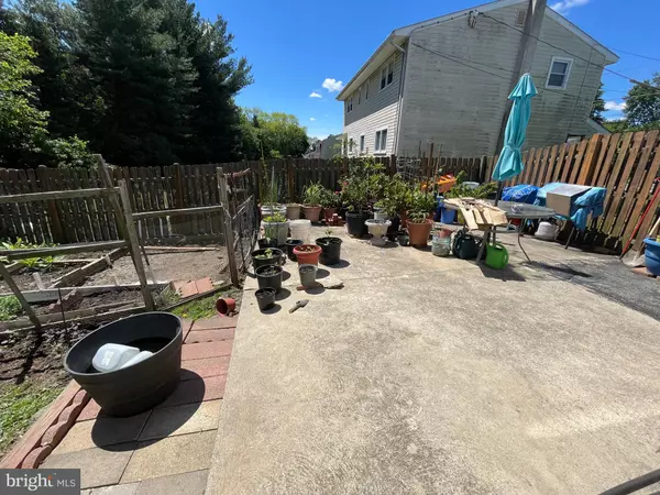 Broomall, PA 19008,333 SUSSEX BLVD