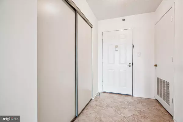 Silver Spring, MD 20906,3330 N LEISURE WORLD BLVD #5-722