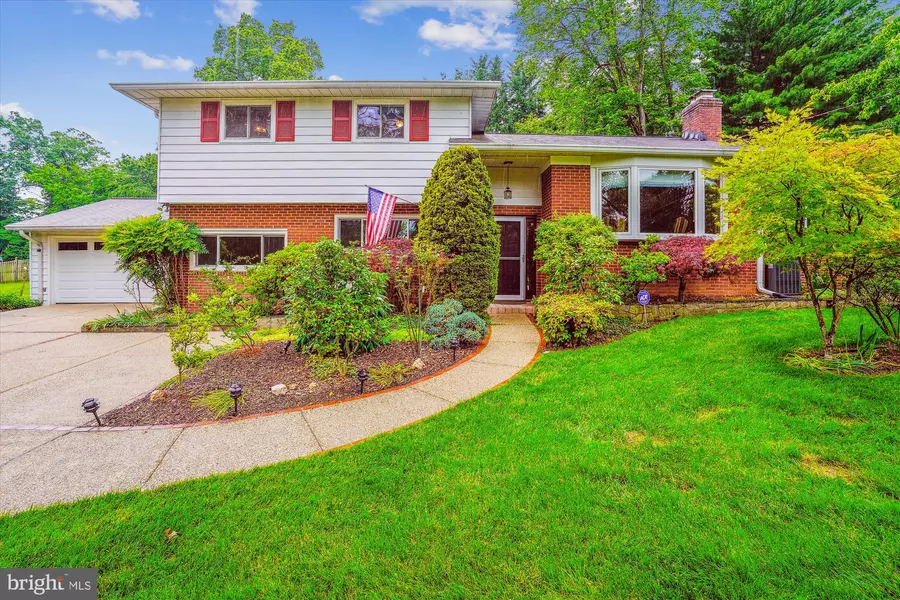 9200 MARSEILLE DR, Potomac, MD 20854