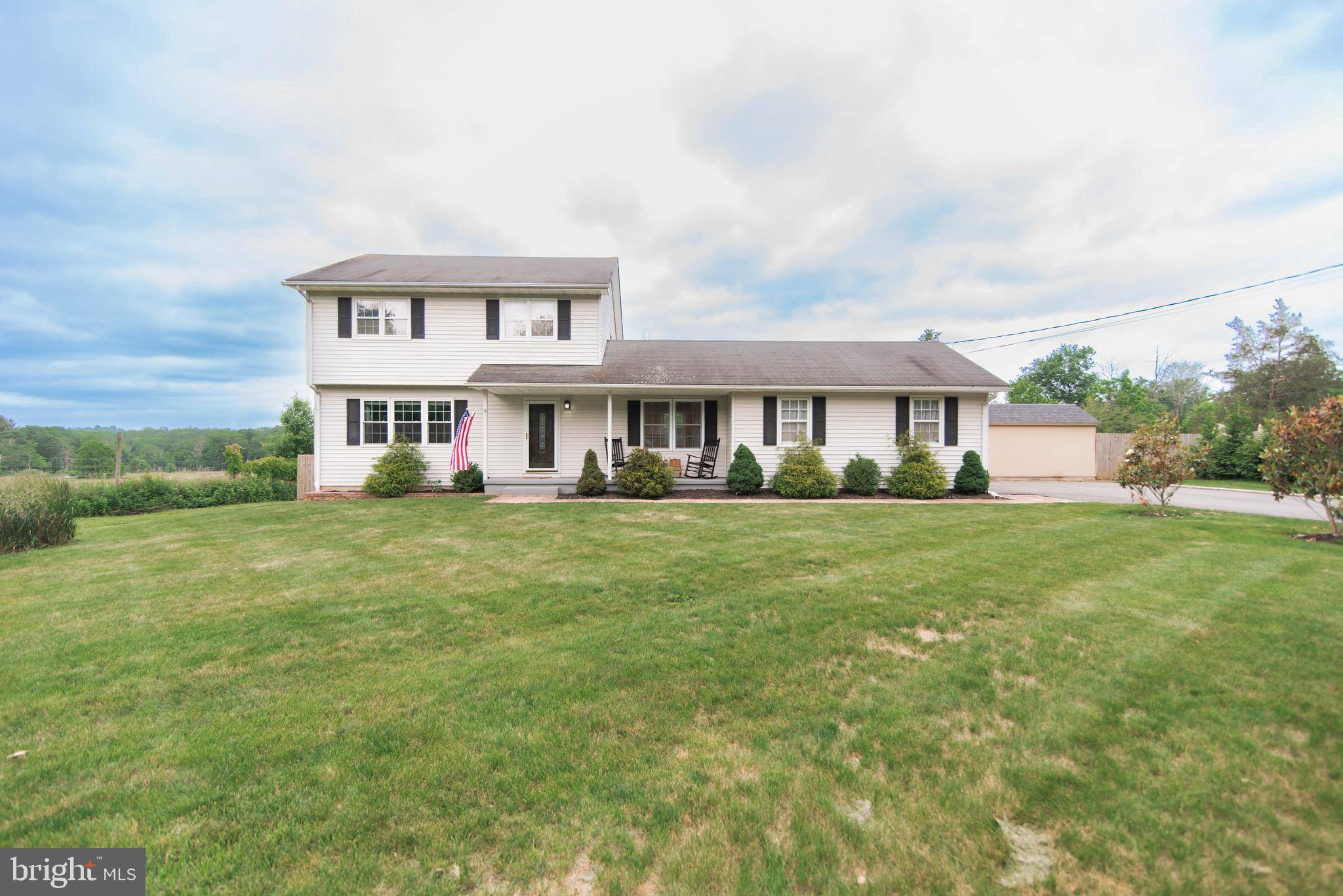 261 LAMBERTVILLE HOPEWELL RD, Hopewell, NJ 08525