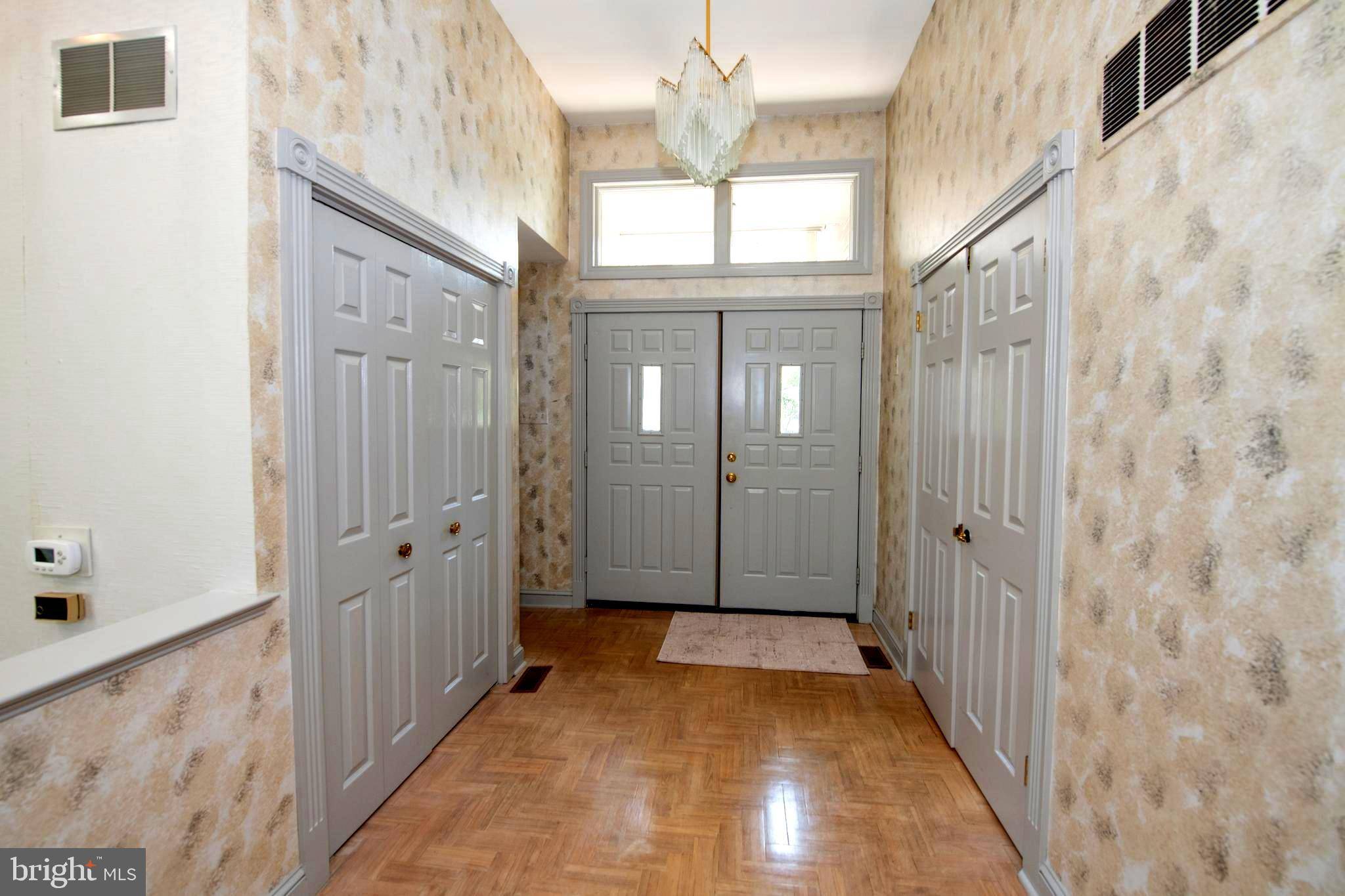 Huntingdon Valley, PA 19006,1760 OAK HILL DR