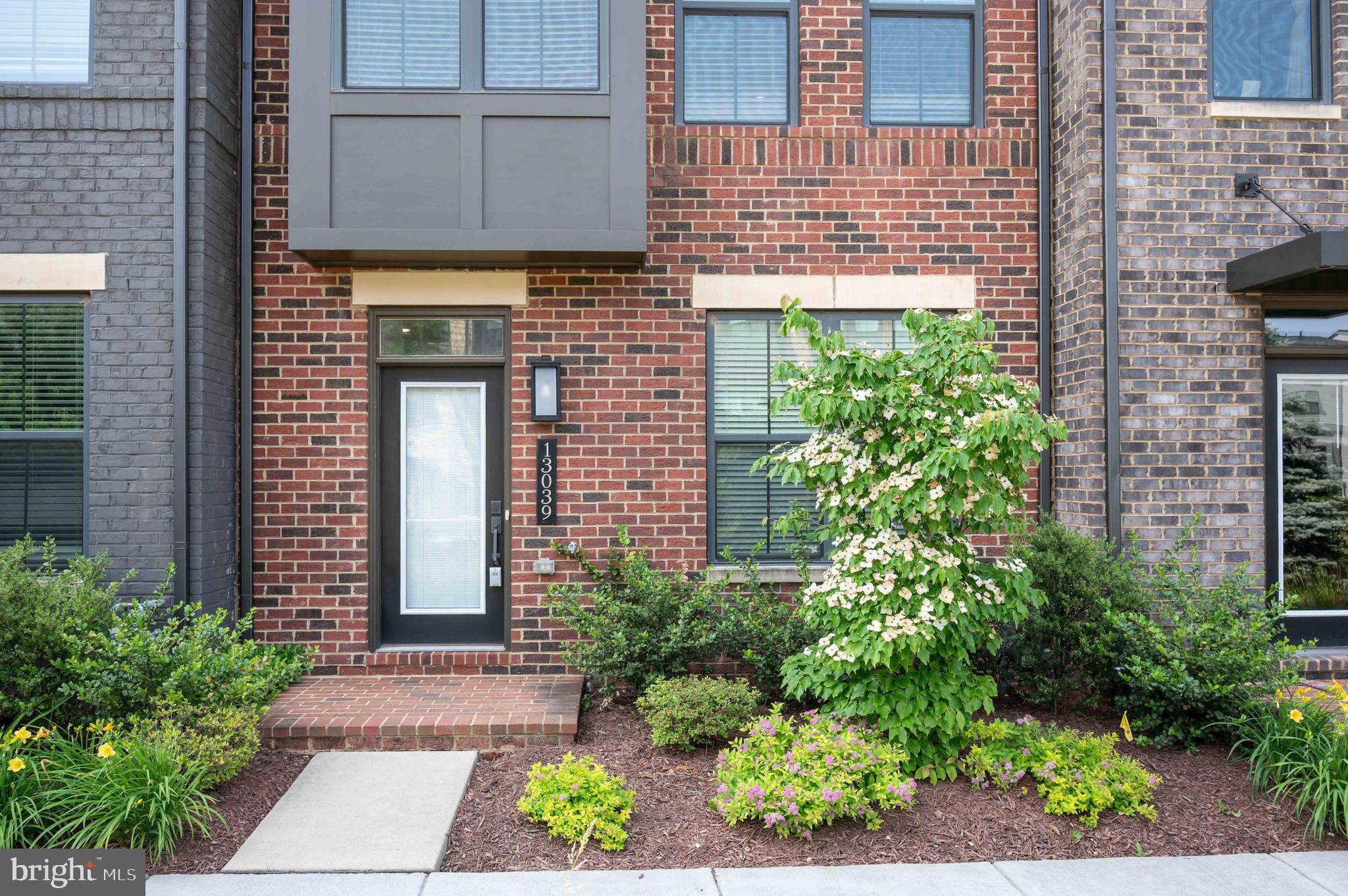 Herndon, VA 20171,13039 HATTONTOWN SQ